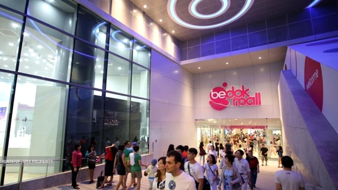 Bedok Town Centre (D16), Retail #523599981